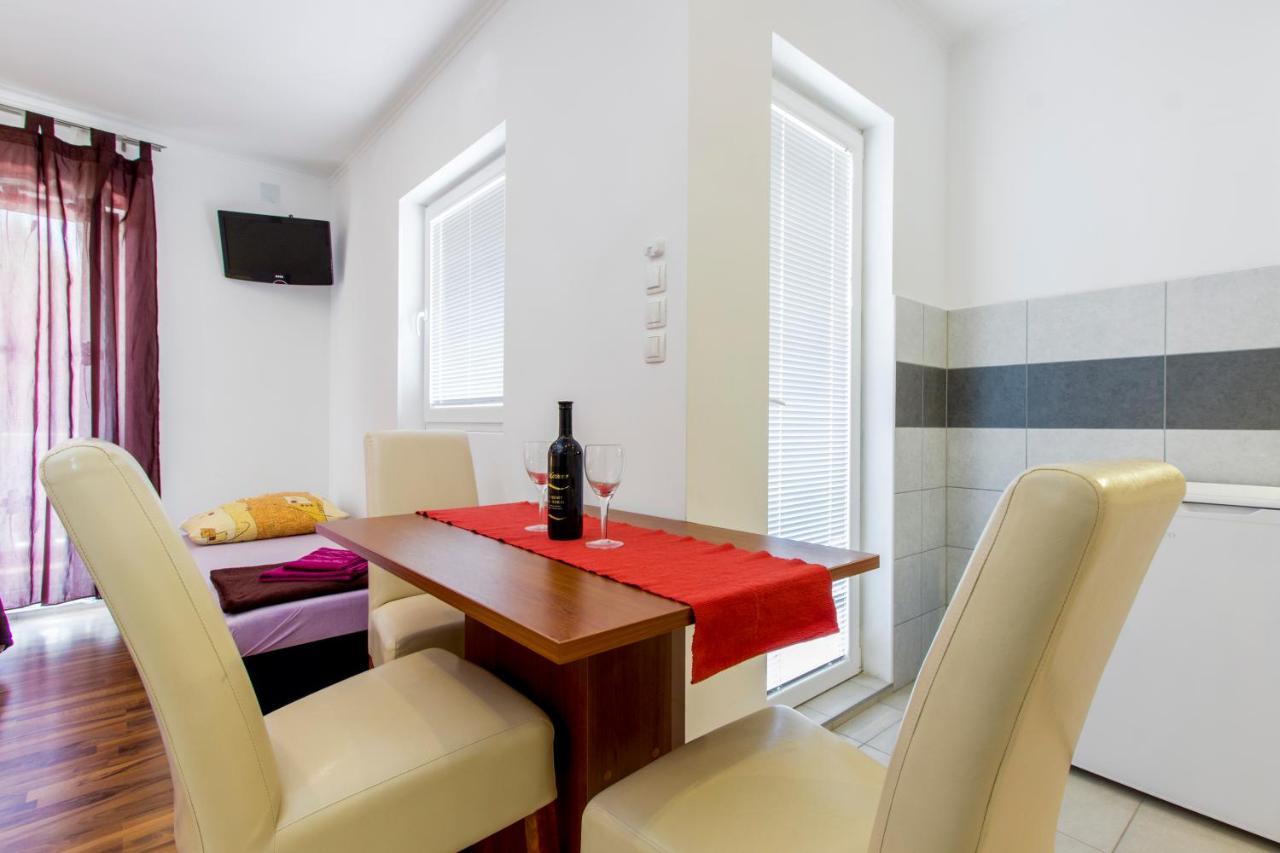 Apartmani Mariva Водице Экстерьер фото