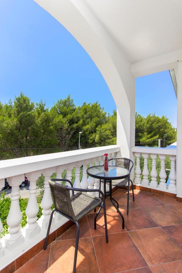 Apartmani Mariva Водице Экстерьер фото