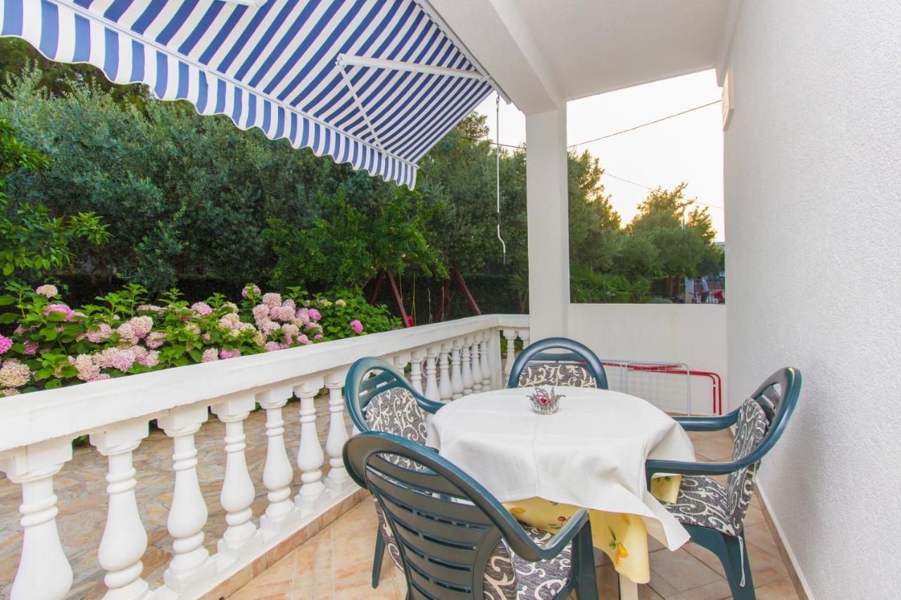 Apartmani Mariva Водице Экстерьер фото